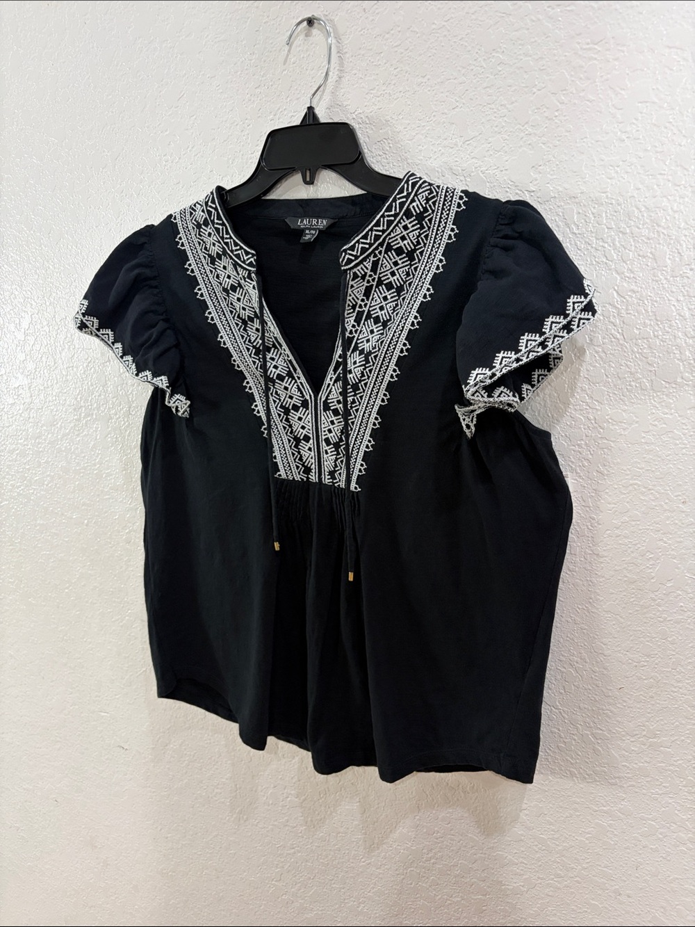 Lauren Ralph Lauren Black Top with White Embroidered Yoke,size XL - Picture 5 of 17